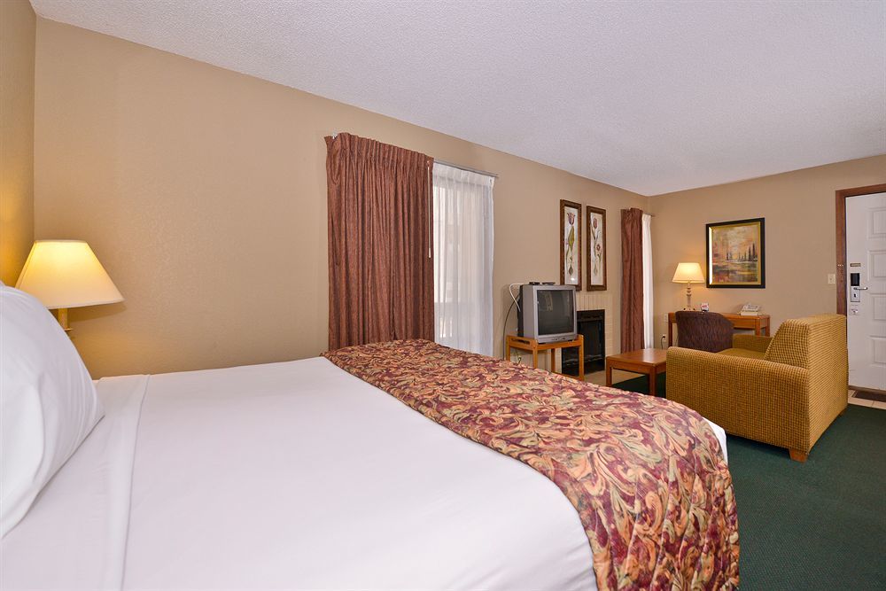 Hotel Mainstay South - Battlefield Rd 2*
